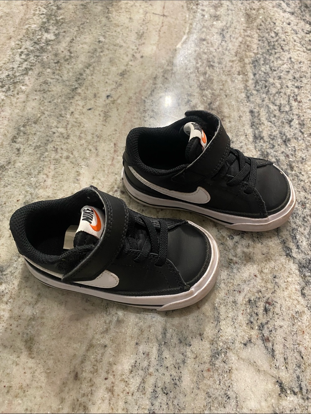Nike Kids Black and White Strap Low-Top Sneakers